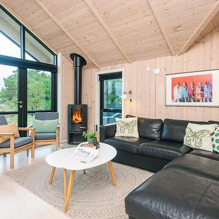 Ferienhaus Spacious In With Sauna Fanø