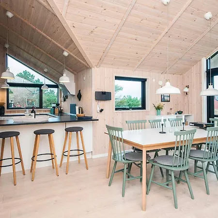 Spacious In With Sauna Holiday home *